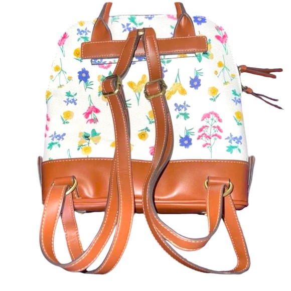 St. John’s Bay Leather Backpack - Picture 2 of 3